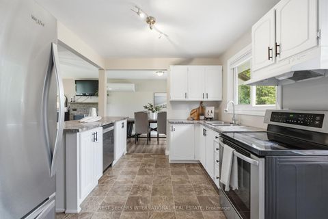 Photo 11 at 2186 Richard Street, Alcona, Innisfil
