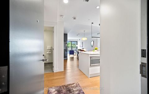 Photo 5 at 407 - 1414 Bayview Avenue, Mount Pleasant East, Toronto