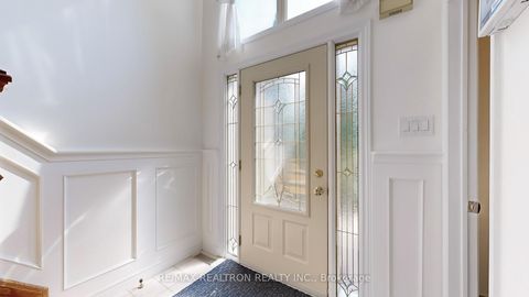 Photo 3 at 9 Cranston Manor Court, Guildwood, Toronto