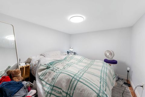 Photo 27 at 89 Beatrice Street, Bellwoods, Toronto