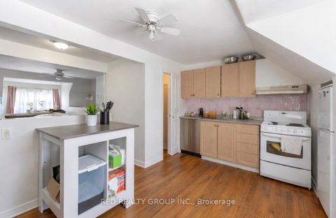 Photo 37 at 89 Beatrice Street, Bellwoods, Toronto