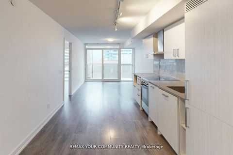 Photo 7 at 1005 - 125 Redpath Avenue, Mount Pleasant East, Toronto
