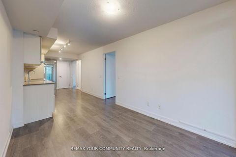 Photo 10 at 1005 - 125 Redpath Avenue, Mount Pleasant East, Toronto
