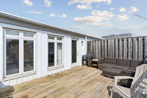 Photo 31 at 2010 - 12 Sudbury Street, Niagara, Toronto