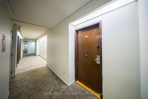Photo 8 at 905 - 20 Gilder Drive, Eglinton East, Toronto