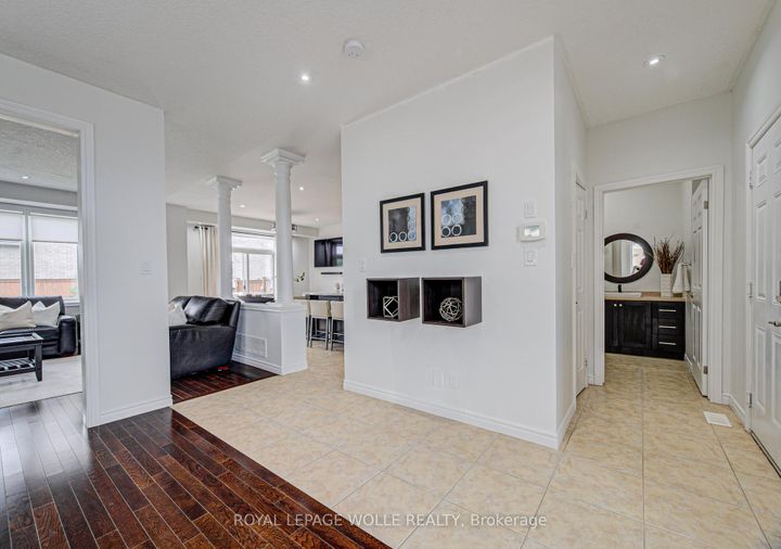 Photo 17 at 37 Davinci Boulevard, Carpenter, Hamilton