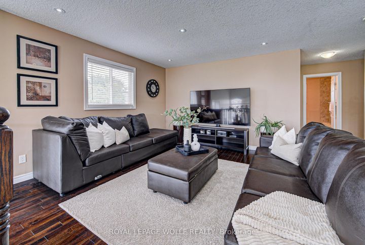 Photo 27 at 37 Davinci Boulevard, Carpenter, Hamilton
