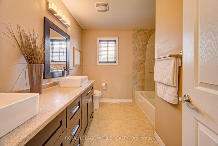 Photo 29 at 37 Davinci Boulevard, Carpenter, Hamilton