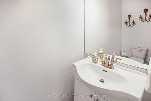 Photo 14 at 432 Alex Doner Drive, Glenway Estates, Newmarket