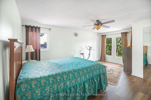 Photo 21 at 432 Alex Doner Drive, Glenway Estates, Newmarket