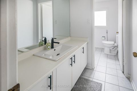 Photo 23 at 432 Alex Doner Drive, Glenway Estates, Newmarket