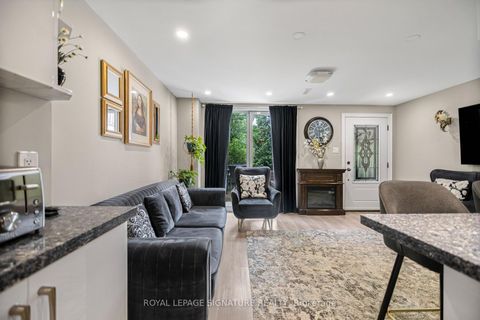 Photo 25 at 432 Alex Doner Drive, Glenway Estates, Newmarket