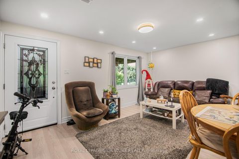 Photo 30 at 432 Alex Doner Drive, Glenway Estates, Newmarket