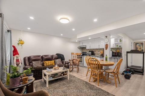 Photo 32 at 432 Alex Doner Drive, Glenway Estates, Newmarket