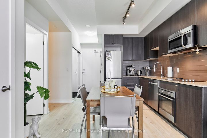 Photo 5 at 204 - 18 Rean Drive, Bayview Village, Toronto
