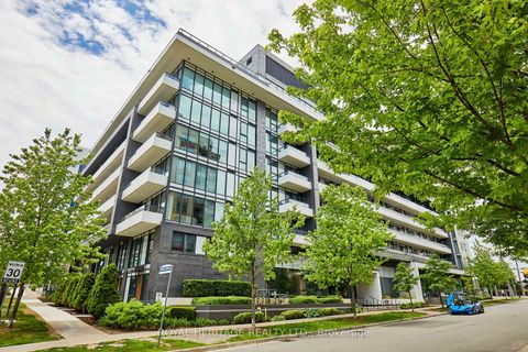 Photo 2 at 204 - 18 Rean Drive, Bayview Village, Toronto