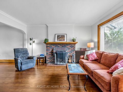 Photo 2 at 26 Maryland Boulevard, Crescent Town, Toronto