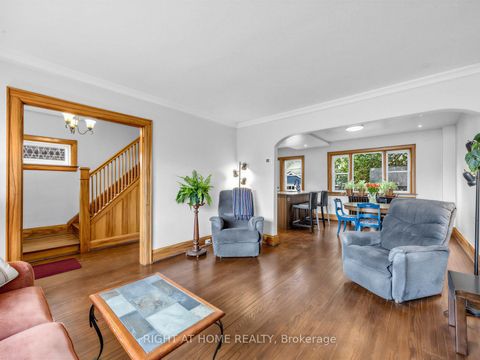 Photo 4 at 26 Maryland Boulevard, Crescent Town, Toronto