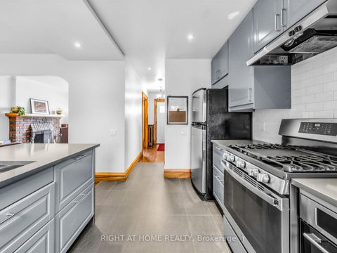 Photo 11 at 26 Maryland Boulevard, Crescent Town, Toronto