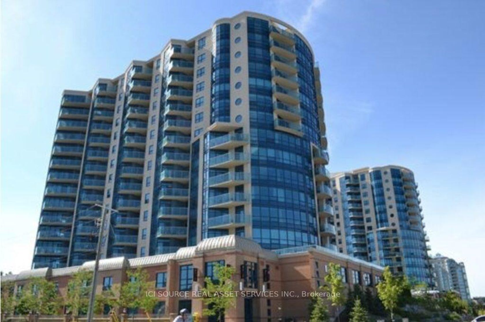 501 - 37 Ellen Street, City Centre, Barrie photo number 2