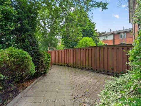 Photo 18 at 636 - 636 Adelaide Street W, Waterfront Communities C1, Toronto