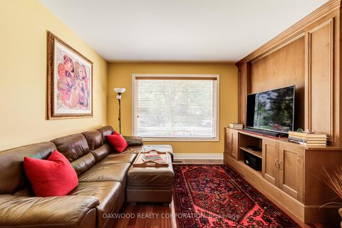 Photo 3 at 486 Greenock Drive, Maple, Vaughan