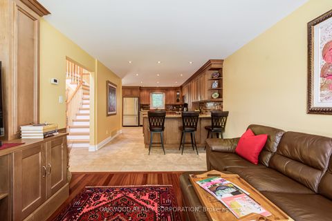 Photo 5 at 486 Greenock Drive, Maple, Vaughan