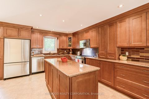 Photo 9 at 486 Greenock Drive, Maple, Vaughan
