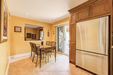Photo 11 at 486 Greenock Drive, Maple, Vaughan