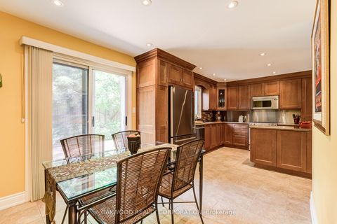 Photo 13 at 486 Greenock Drive, Maple, Vaughan