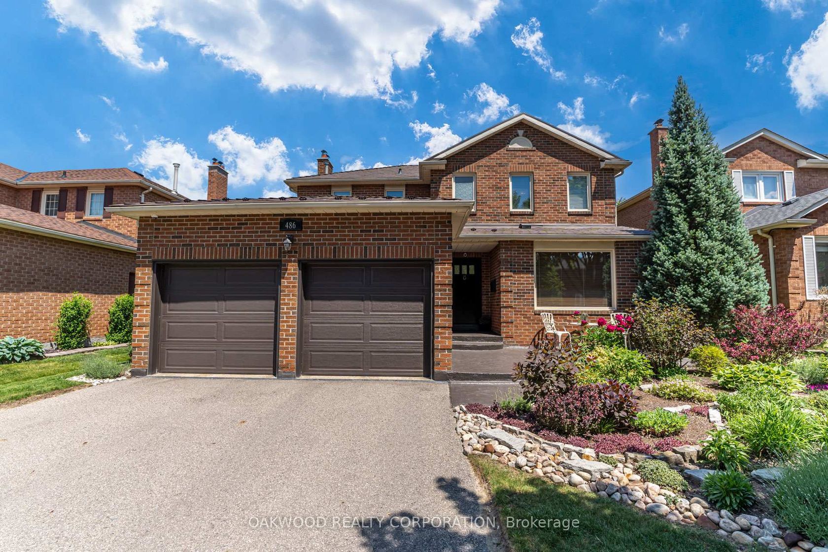 486 Greenock Drive, Maple, Vaughan photo number 2
