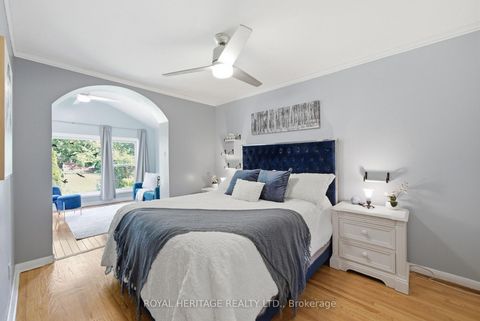 Photo 13 at 15 Golfhaven Drive, Woburn, Toronto