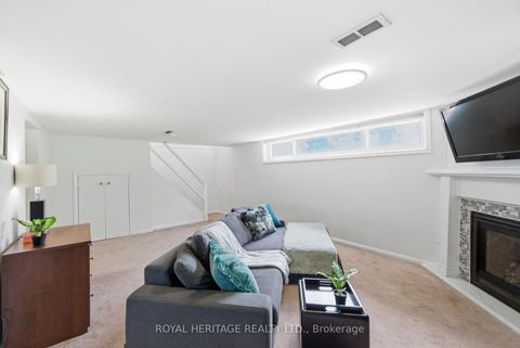 Photo 26 at 15 Golfhaven Drive, Woburn, Toronto