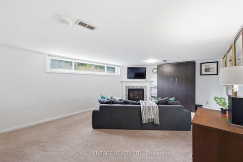 Photo 27 at 15 Golfhaven Drive, Woburn, Toronto