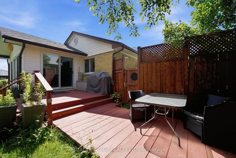 Photo 32 at 15 Golfhaven Drive, Woburn, Toronto