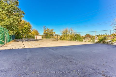 Photo 5 at 107 - 541 Blackthorn Avenue, Eglinton West, Toronto