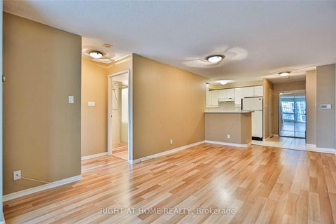 Photo 10 at 1706 - 10 Yonge Street, Waterfront Communities C1, Toronto