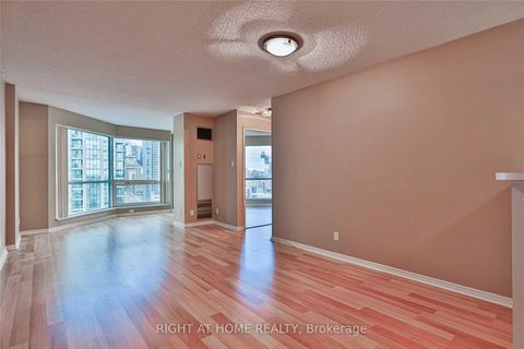 Photo 12 at 1706 - 10 Yonge Street, Waterfront Communities C1, Toronto
