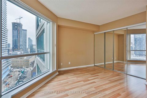 Photo 15 at 1706 - 10 Yonge Street, Waterfront Communities C1, Toronto