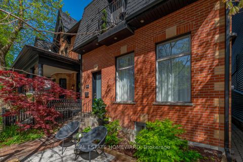 Photo 0 at 136 Spruce Street, South St. James Town, Toronto