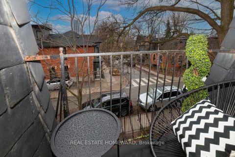 Photo 16 at 136 Spruce Street, South St. James Town, Toronto