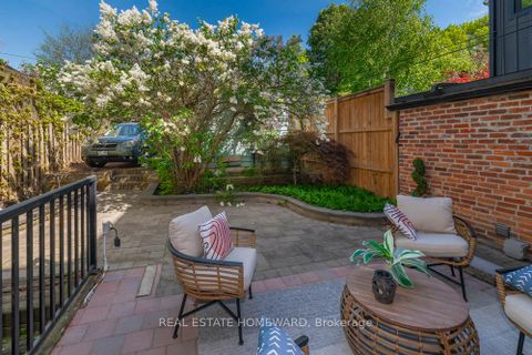 Photo 27 at 136 Spruce Street, South St. James Town, Toronto