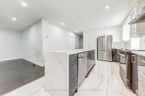 Photo 10 at 147 Lilian Drive, Maryvale, Toronto