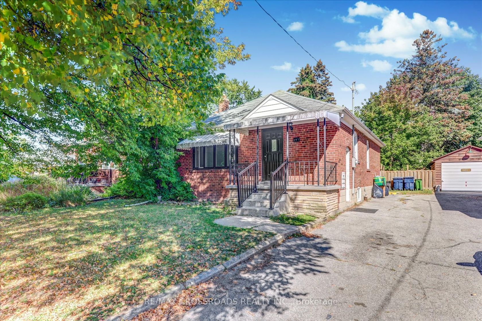 147 Lilian Drive, Maryvale, Toronto 