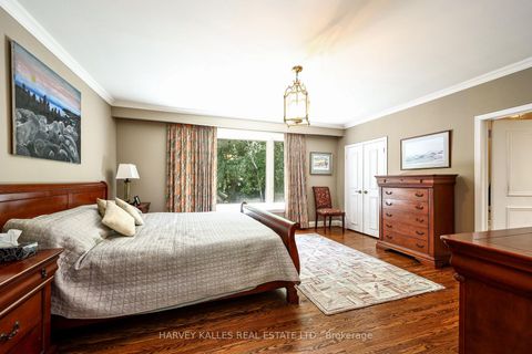 Photo 25 at 176 Old Yonge Street, Windfields, Toronto