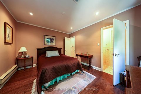 Photo 35 at 176 Old Yonge Street, Windfields, Toronto
