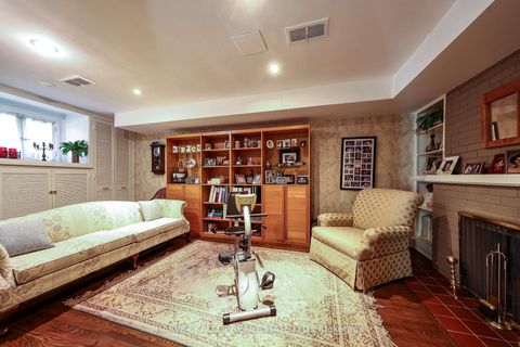 Photo 38 at 176 Old Yonge Street, Windfields, Toronto