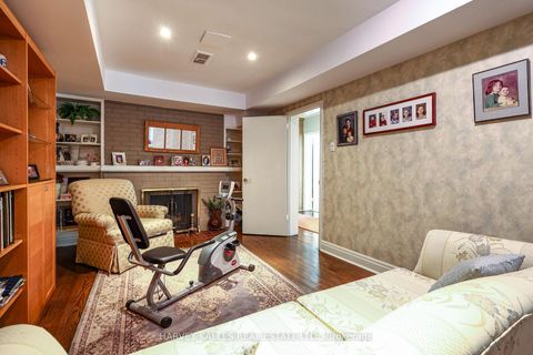 Photo 39 at 176 Old Yonge Street, Windfields, Toronto