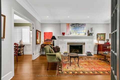 Photo 3 at 7B Clarendon Avenue, Casa Loma, Toronto