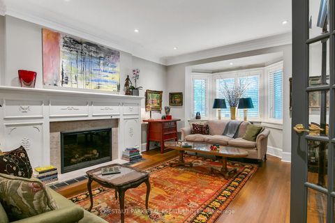 Photo 4 at 7B Clarendon Avenue, Casa Loma, Toronto